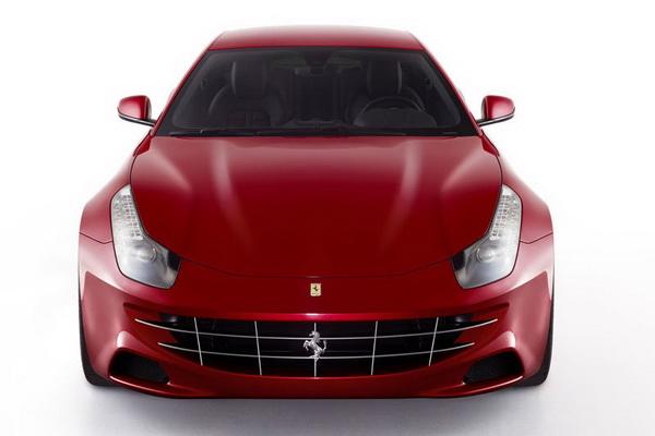   Ferrari FF (3 )